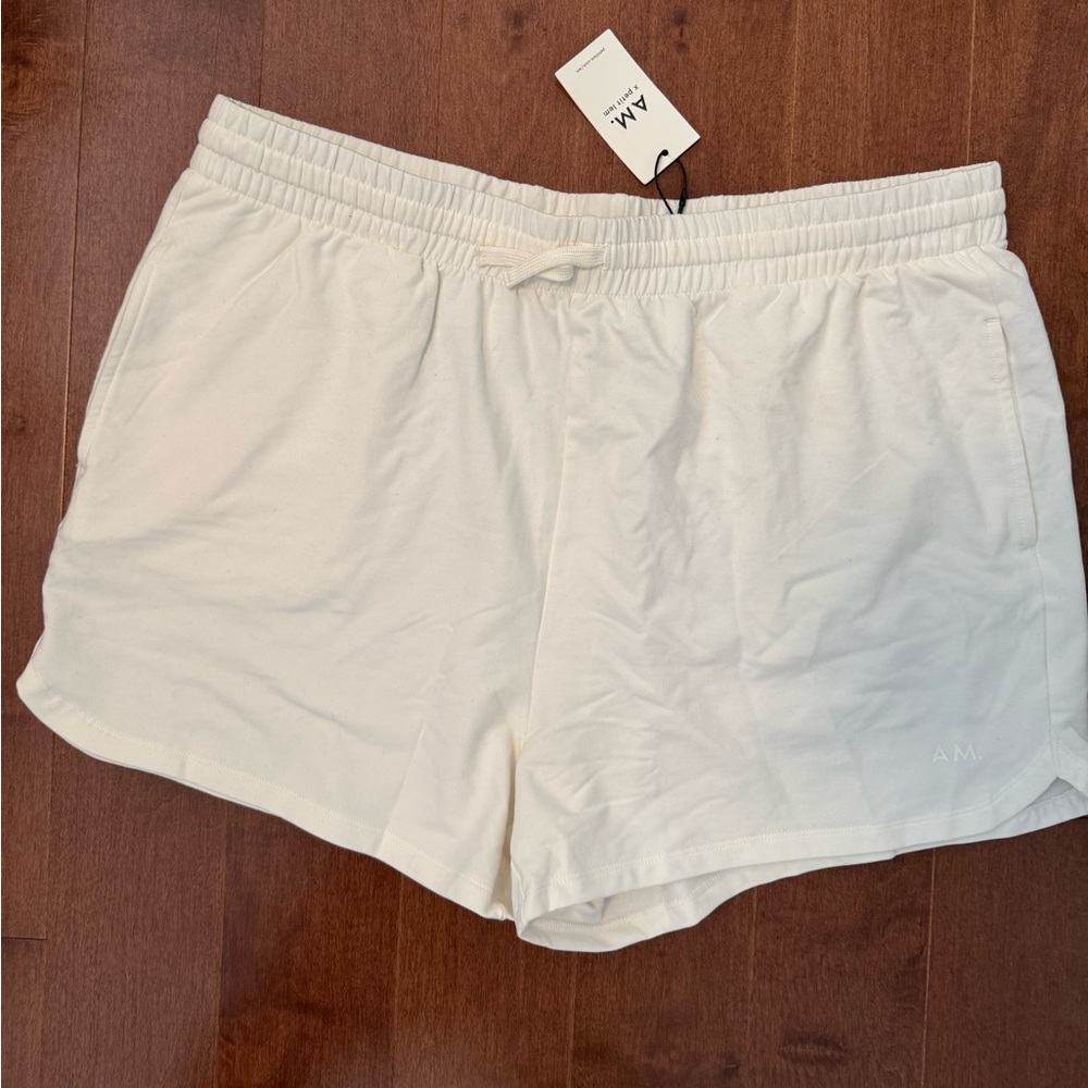 Shorts size XXL petit lem x alicia moffett with tags